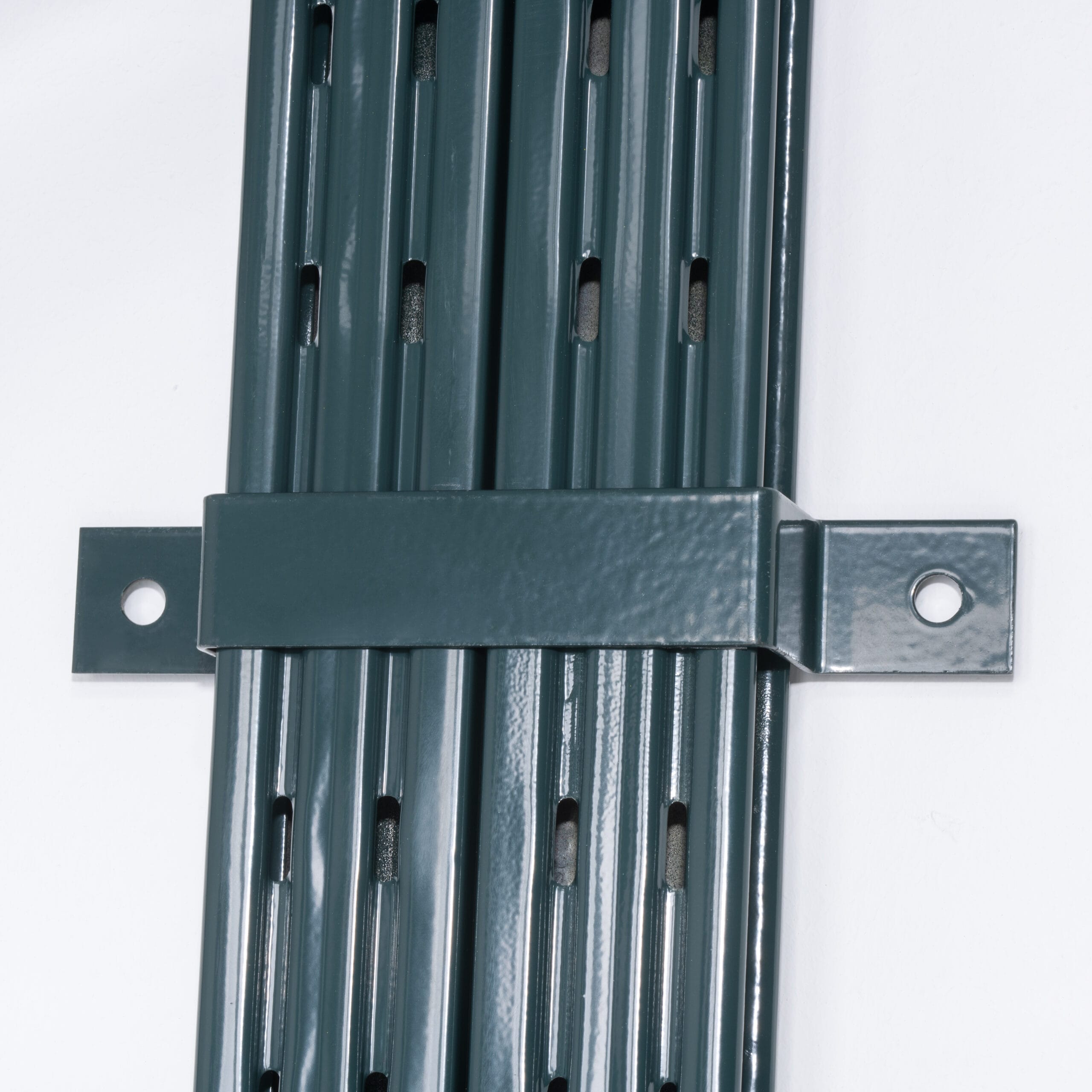 FBX 4000 Support mural pour double montant - type 3